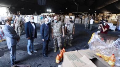 صورة توضيحية - سفير المملكة المغربية محمد كرين يقوم بجولة تفقدية على تسليم المساعدات التي ارسلتها المملكة الى لبنان في البيال