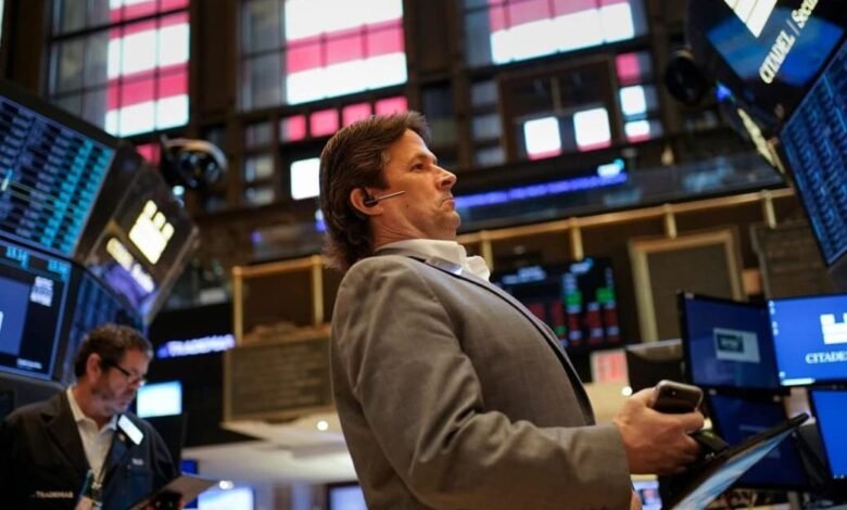 الذهب قرب مستويات مرتفعة بين دعم الجيوسياسة وضغوط الفائدة
