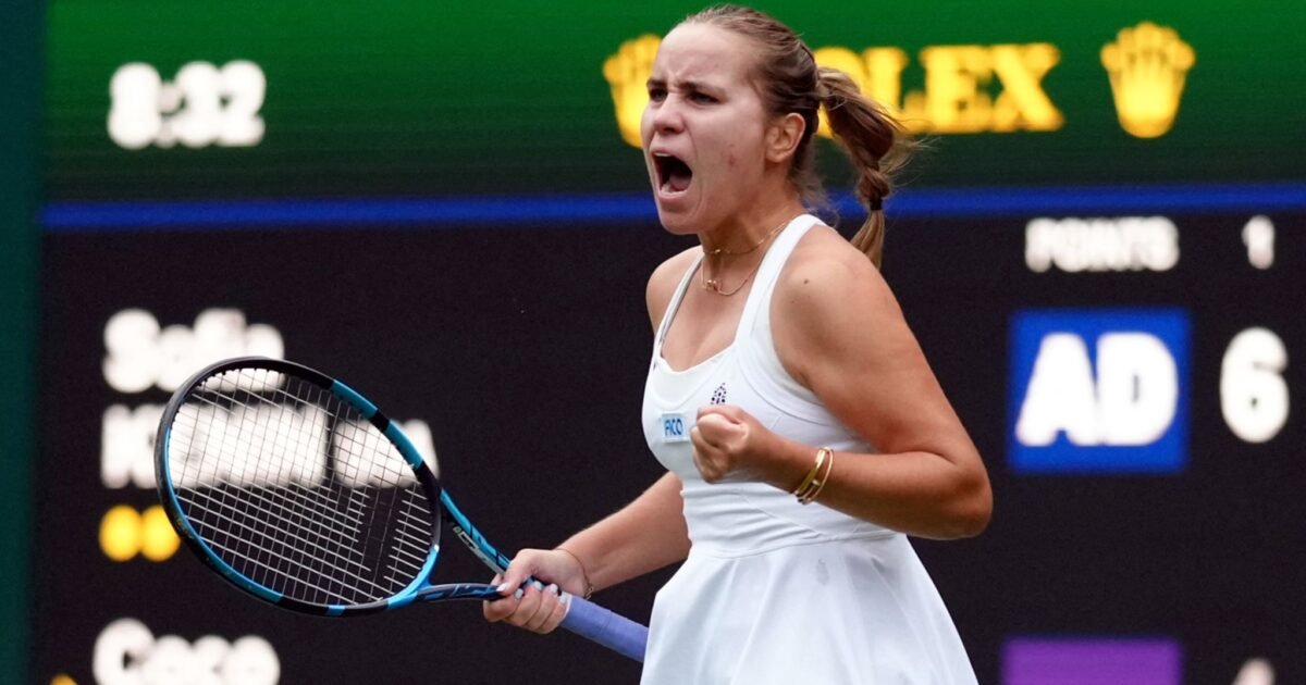 كينين تفوز 6-2 و7-6 على فينوس.. جدل حول جدولة المباريات الليلية