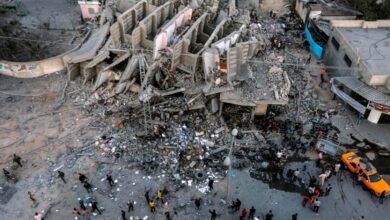 مستشفى الشفاء يؤكد وصول جثامين الأب وابنته إثر غارة بمدينة غزة