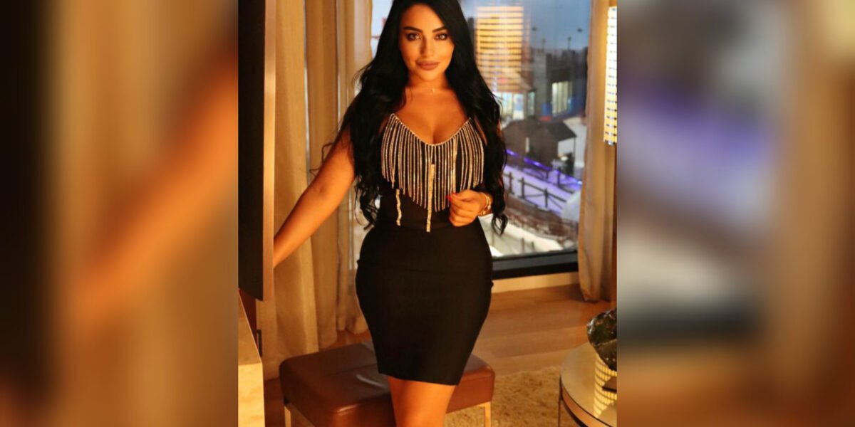 تعرفوا على ناريمان اللبان صحفية ومؤثرة في مجال السيارات