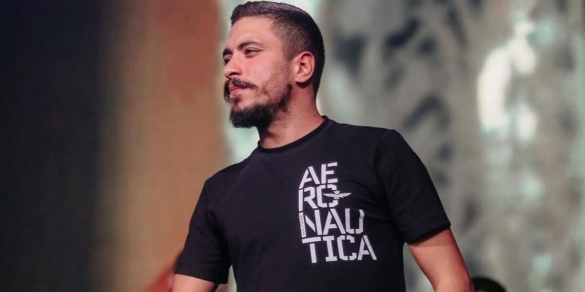 من هو المغني مهند زعيتر؟